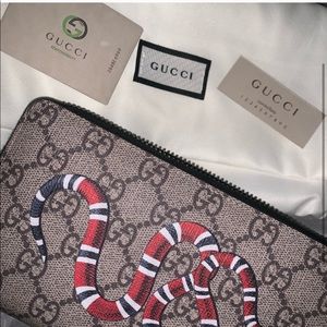 Limited Gucci Snake Wallet
